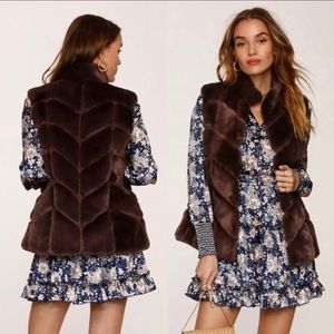 NWT Heartloom "Venice" faux fur vest, size M